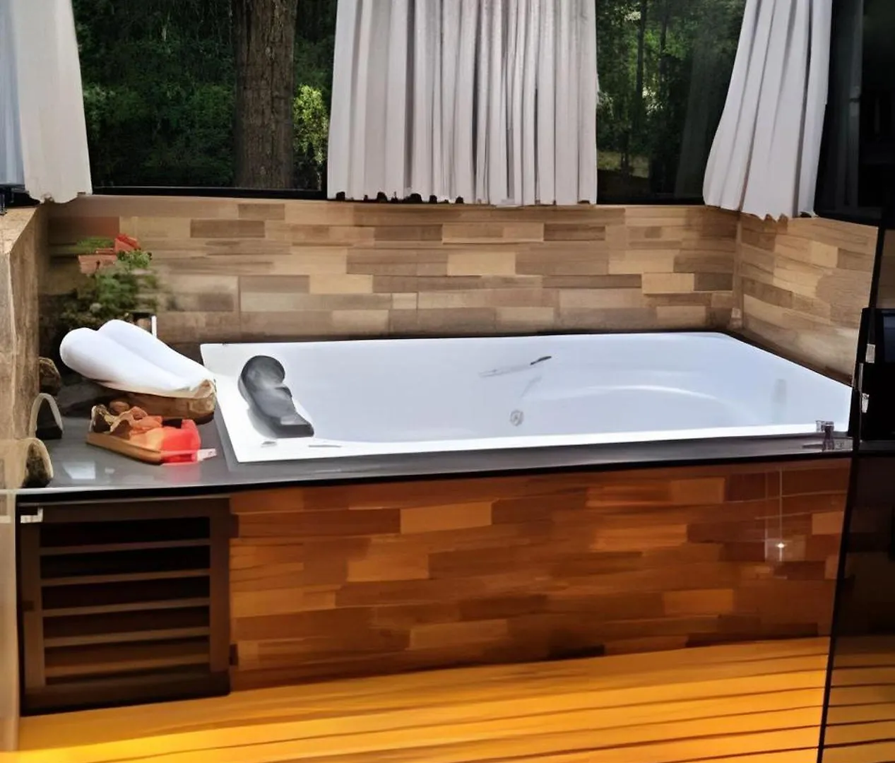 Cabana Pequeno Bosque C/Jacuzzi São Joaquim Apartman