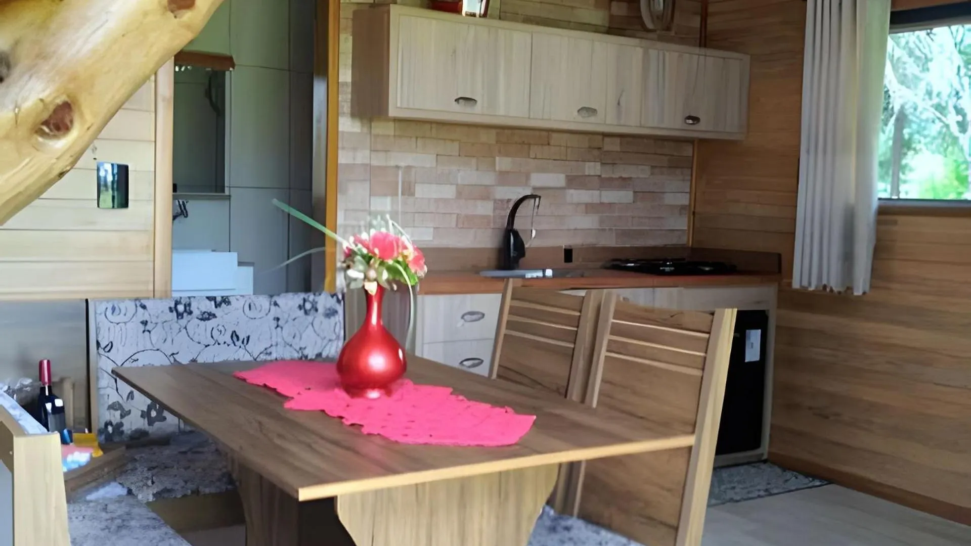Cabana Pequeno Bosque C/Jacuzzi São Joaquim Apartman