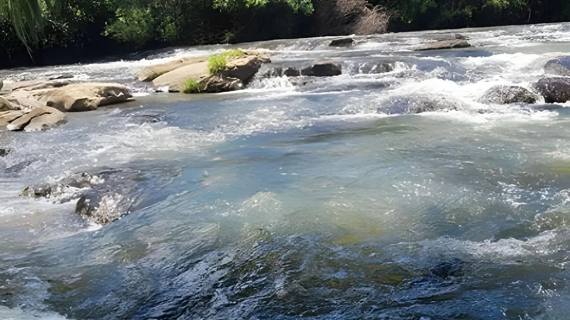 Cabana Pequeno Bosque C/Jacuzzi São Joaquim Apartman